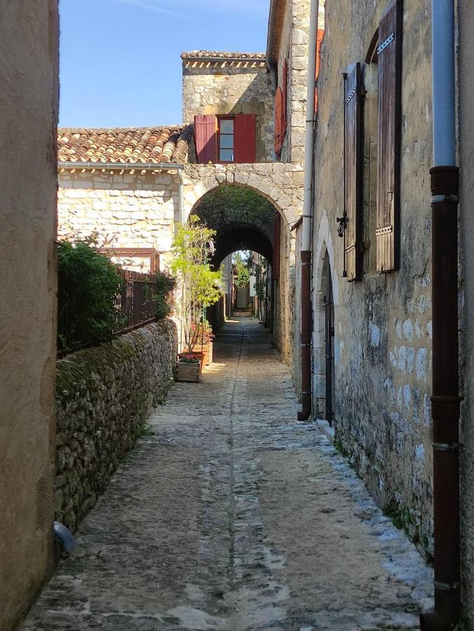 Au Bonheur Des Ruelles Monpazier Exterior foto